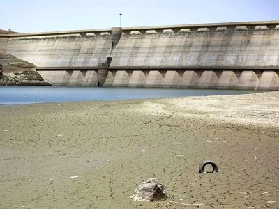 پیداشدن ۷۴ پیکر در سد کرج؛ واقعیت یا شایعه؟