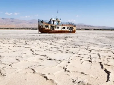 دریاچه ارومیه قربانی کشاورزی و سدسازی؛ وزارت نیرو تنها ۱۰ درصد حقابه را تخصیص داد