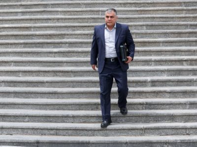 پشت پرده شایعه استعفای وزیر نفت؛ بازی رسانه‌ای برای تغییر کانون توجه