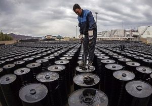 قیر دولتی در مسیر انحراف؛ از جاده‌های نیمه‌کاره تا بازارهای دلاری