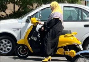 آغاز پر سر و صدا، پایان نامعلوم؛ گواهینامه موتور زنان کجای کار است؟