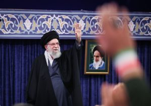 ما داغدار و عزادار خونهای ریخته شده در فتنه دیماه هستیم/ خطرناکتر از ناو، آن سلاحی است که میتواند این ناو را به قعر دریا فرو ببرد