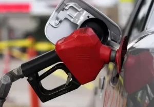 وقتی یک عدد بازار را تکان می‌دهد؛ بنزین ۱۰ هزار تومانی به چه قیمتی؟